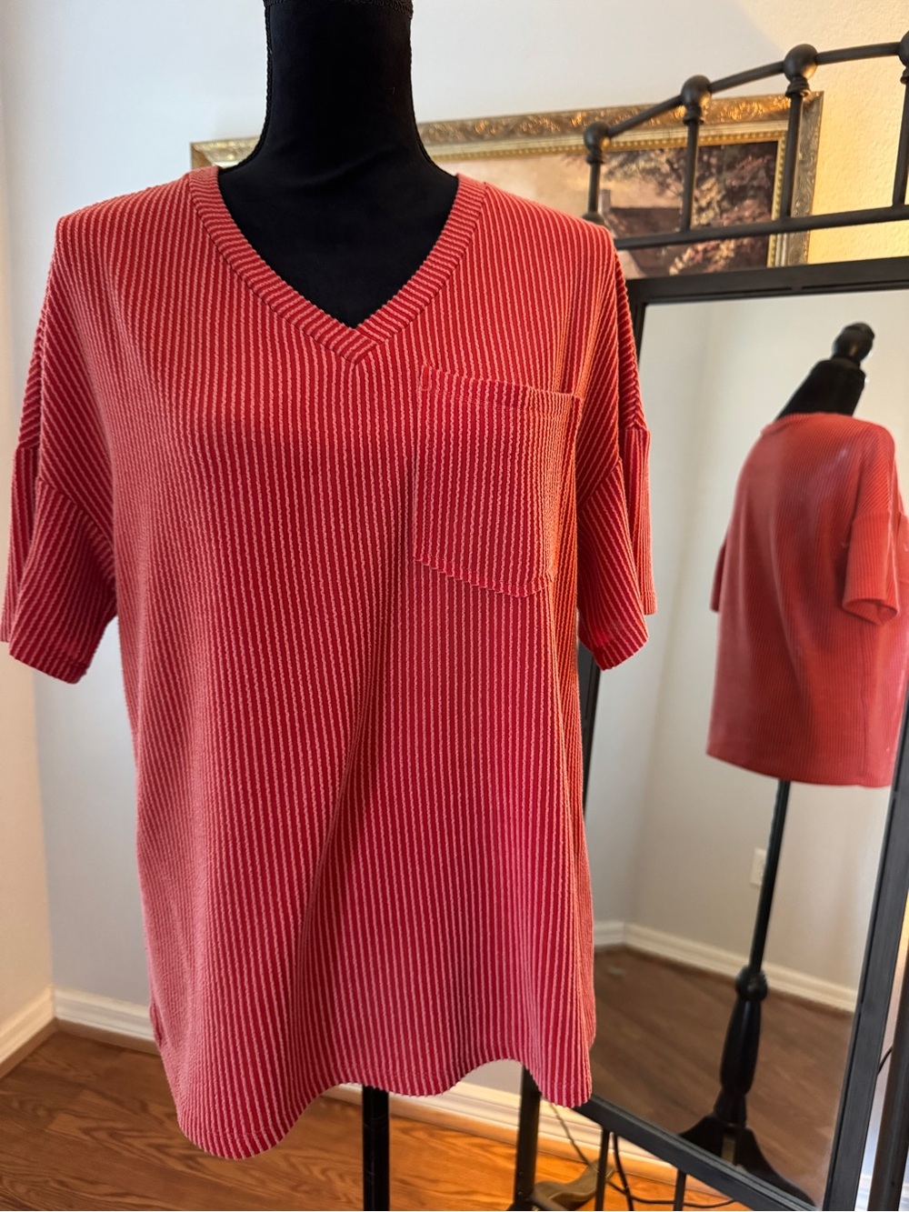 Set of Three Women's V-Neck Textured Short Sleeve Tops